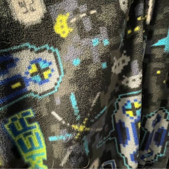 Set of 2- Kids size 12 warm and fussy onesie 💤🛏️ - Picture 2 of 16